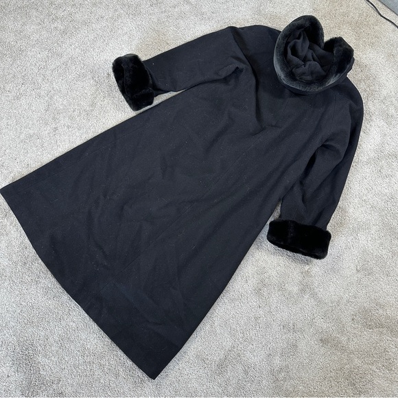 SOLD | Braetan Women’s Vintage Wool Long Coat Hooded Faux Fur Penny Lane Mob - Picture 5 of 15